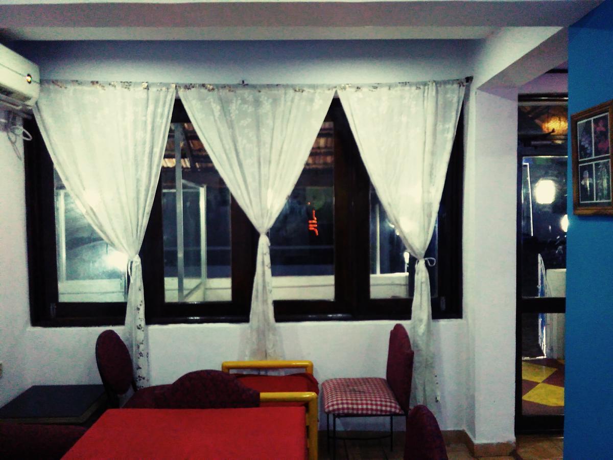 A Date With Me Boutique Hotel Bar @ Restaurant 坎多林 外观 照片